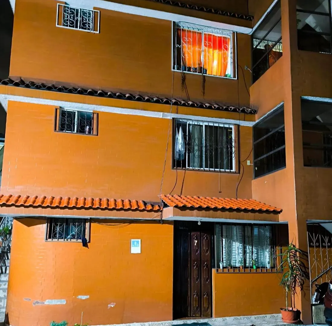 شقة Departamento كويتو الإكوادور
